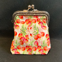 Load image into Gallery viewer, Spring Floral Fabric - Clasp Bag
